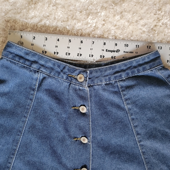Vintage denim circle skirt with front buttons size medium - Picture 3 of 7